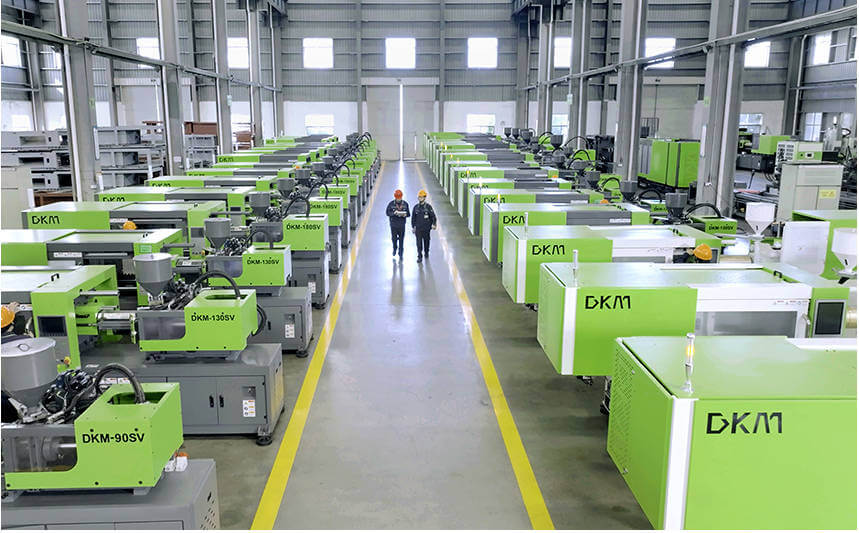 博天堂集团注塑车间